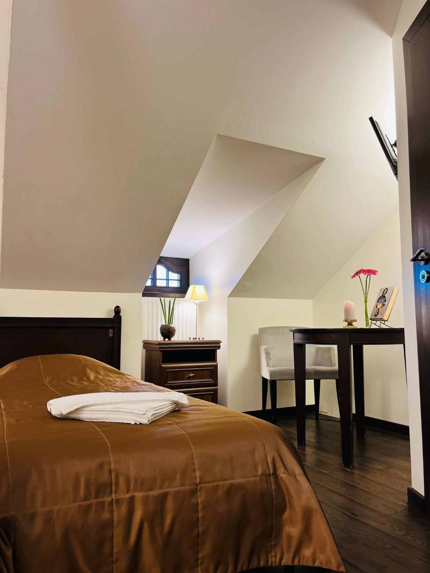 Monte Pacis In Pazaislis Hotell Kaunas Eksteriør bilde