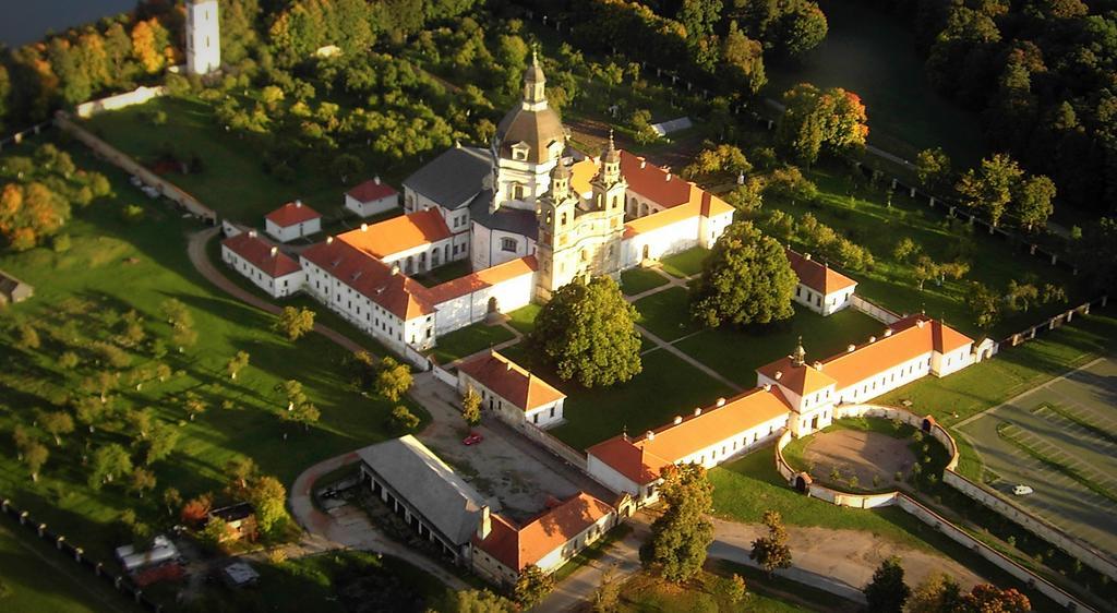 Monte Pacis In Pazaislis Hotell Kaunas Eksteriør bilde